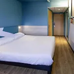 Ibis Budget Viaduc Hotel 3*