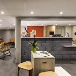 Ibis Budget Viaduc Hotel 3*