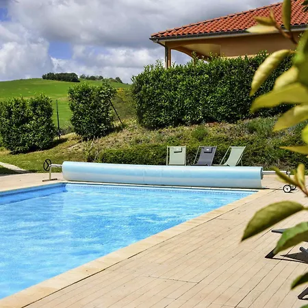 Ibis Budget Viaduc Hotel Millau