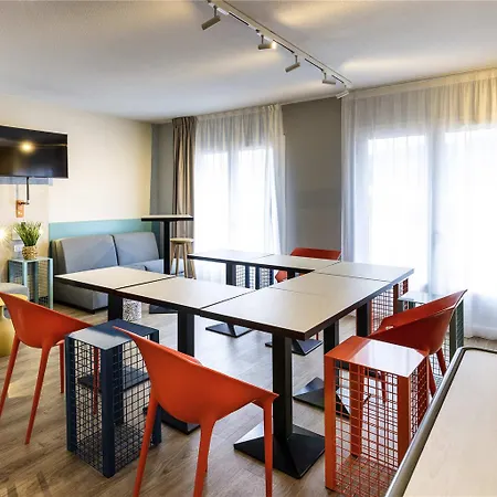Ibis Budget Viaduc Hotel 3*