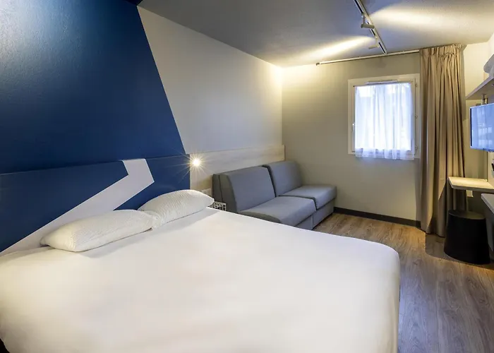 Ibis Budget Viaduc Hotel 3*