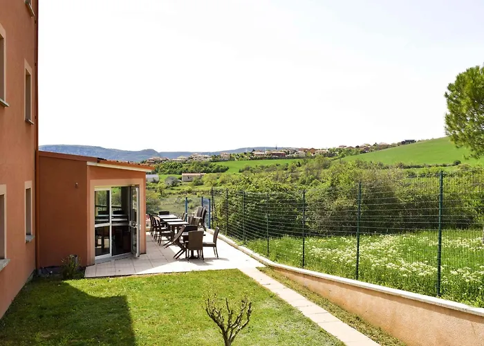 Ibis Budget Viaduc Отель